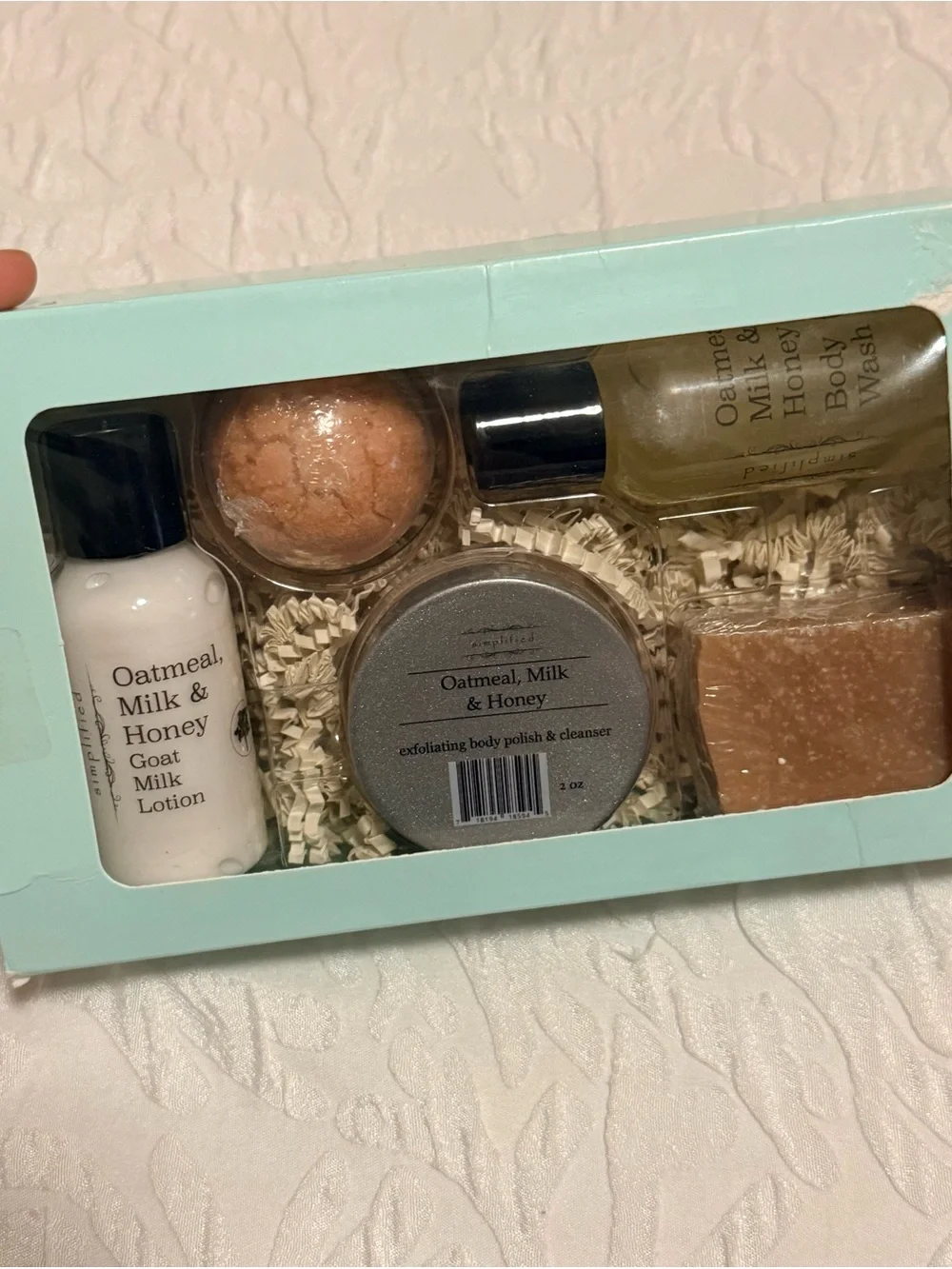 Simplified 5 Piece Sampler SOAPS, LOTION, POLISH - OATMEAL MILK & HONEY New!!